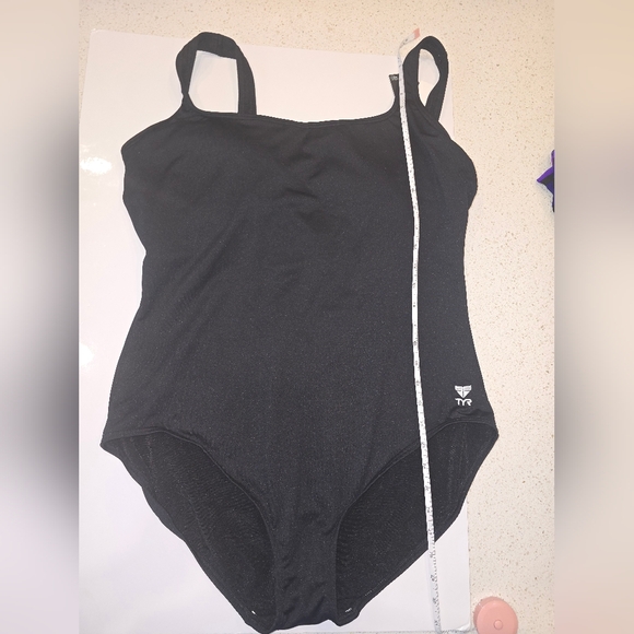 TYR SOL SCOOP NCK CTRLFIT ALL-BLACK SWIMSUIT SIZE 22 - Picture 4 of 10